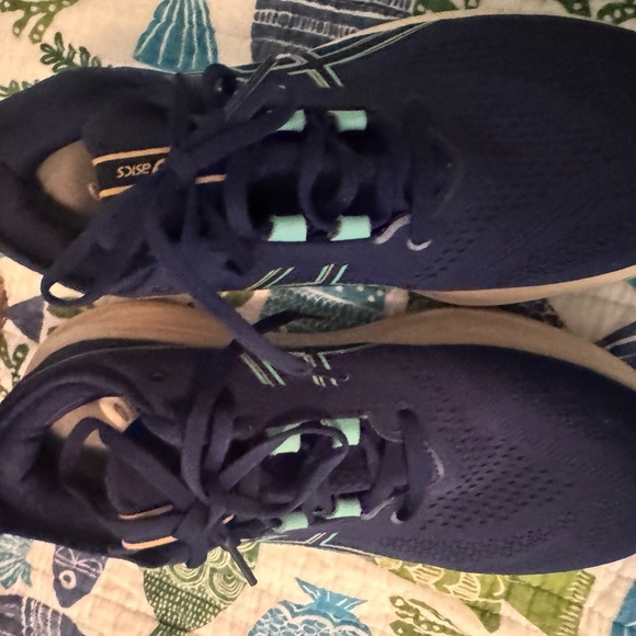 Asics Navy and Teal Athletic Shoes - Picture 2 of 10
